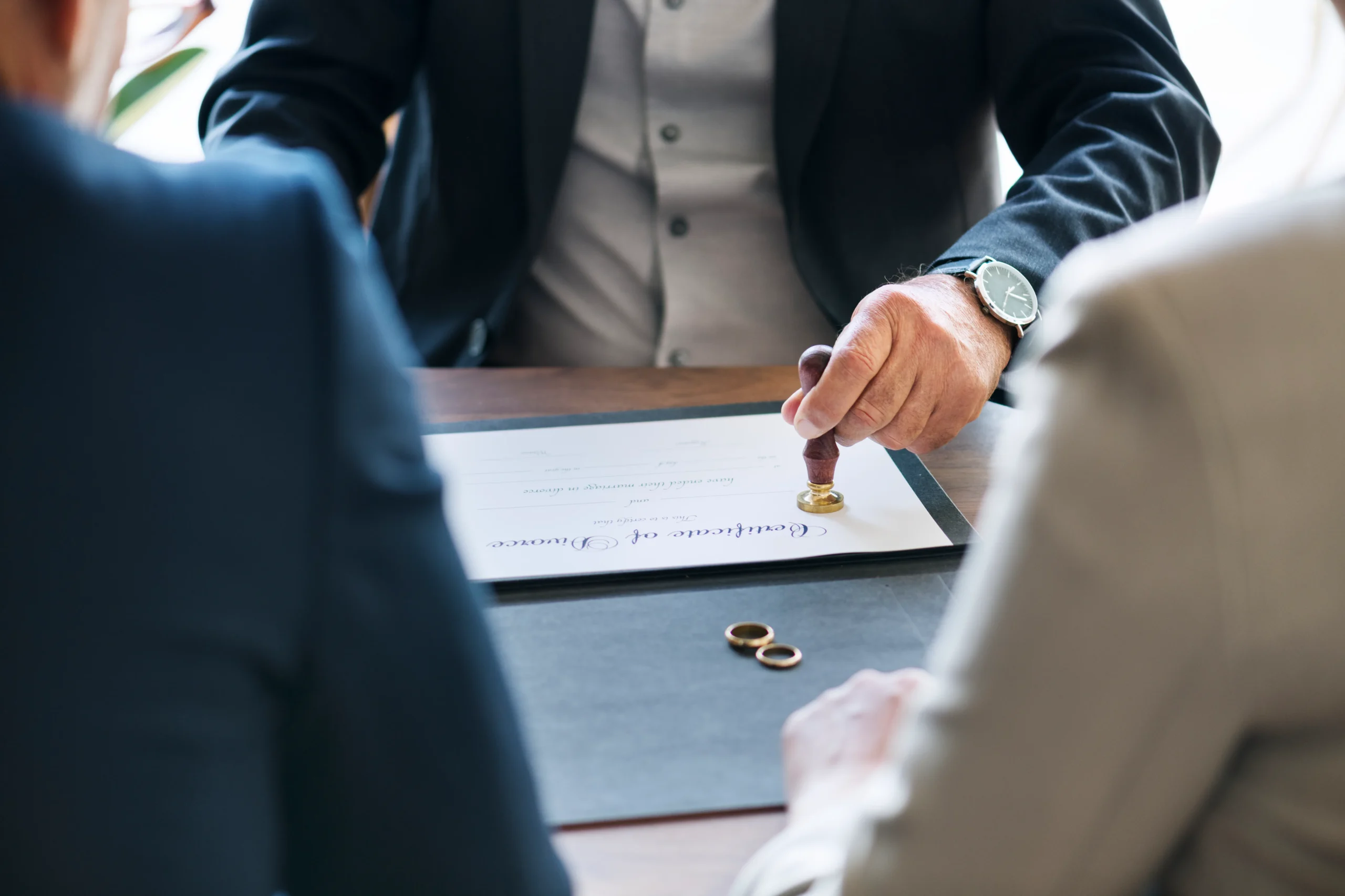 Separación y divorcio en Málaga, diferencias y costes 2025